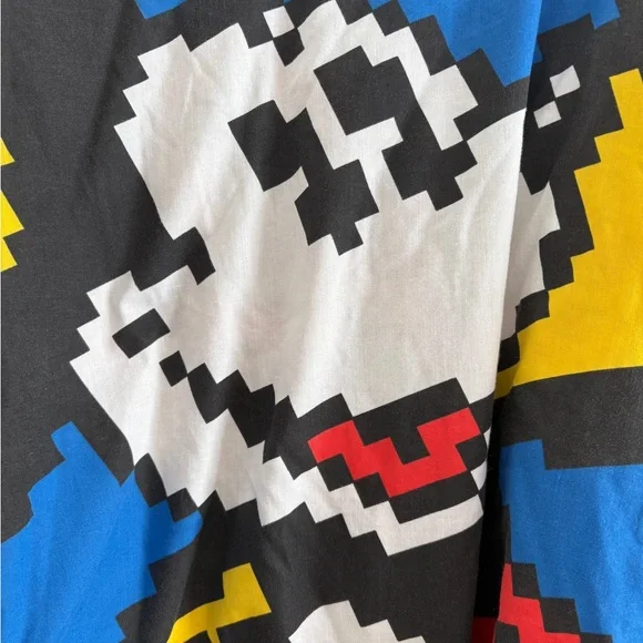 Vtg 80’s Reversible Vibrant Disney’s Mickey Mouse Pixel Art puffy mens shirt - Picture 2 of 4